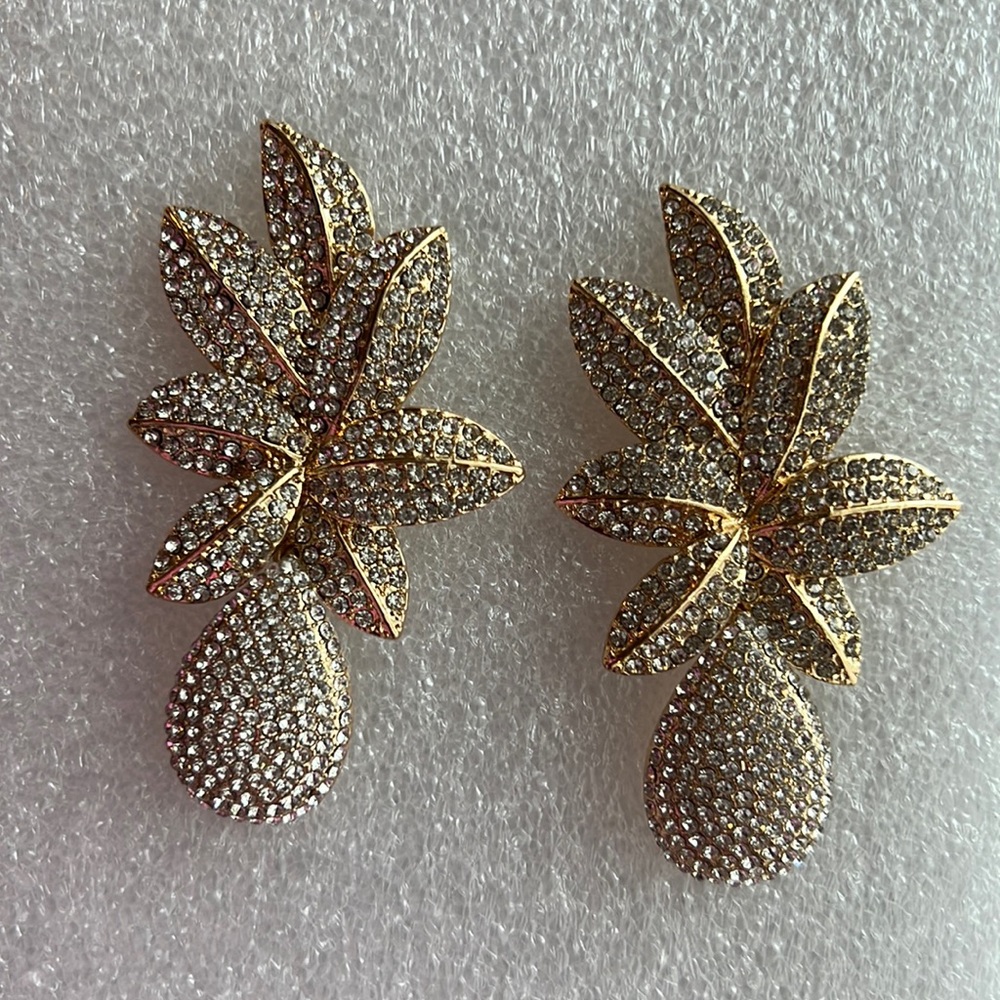 Metal Flower Drop Earrings